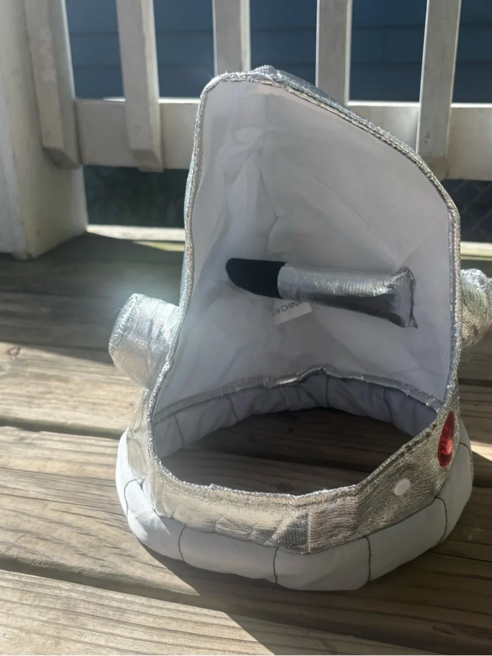Bacchus Parade Costume Space Helmet - Picture 3 of 4